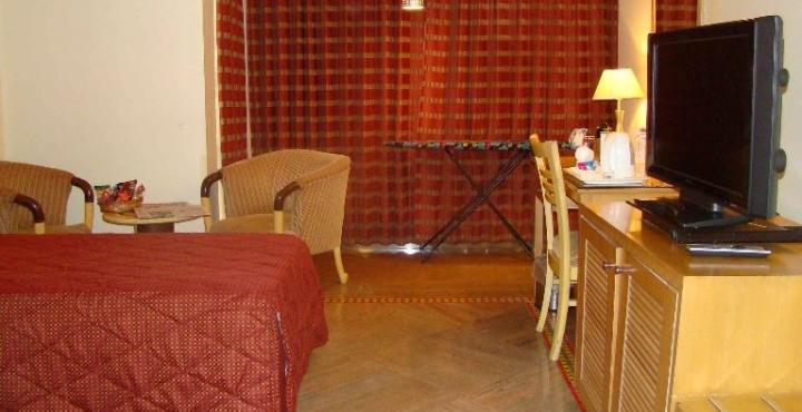 Celebrity Boutique Hotel Хидерабад Екстериор снимка